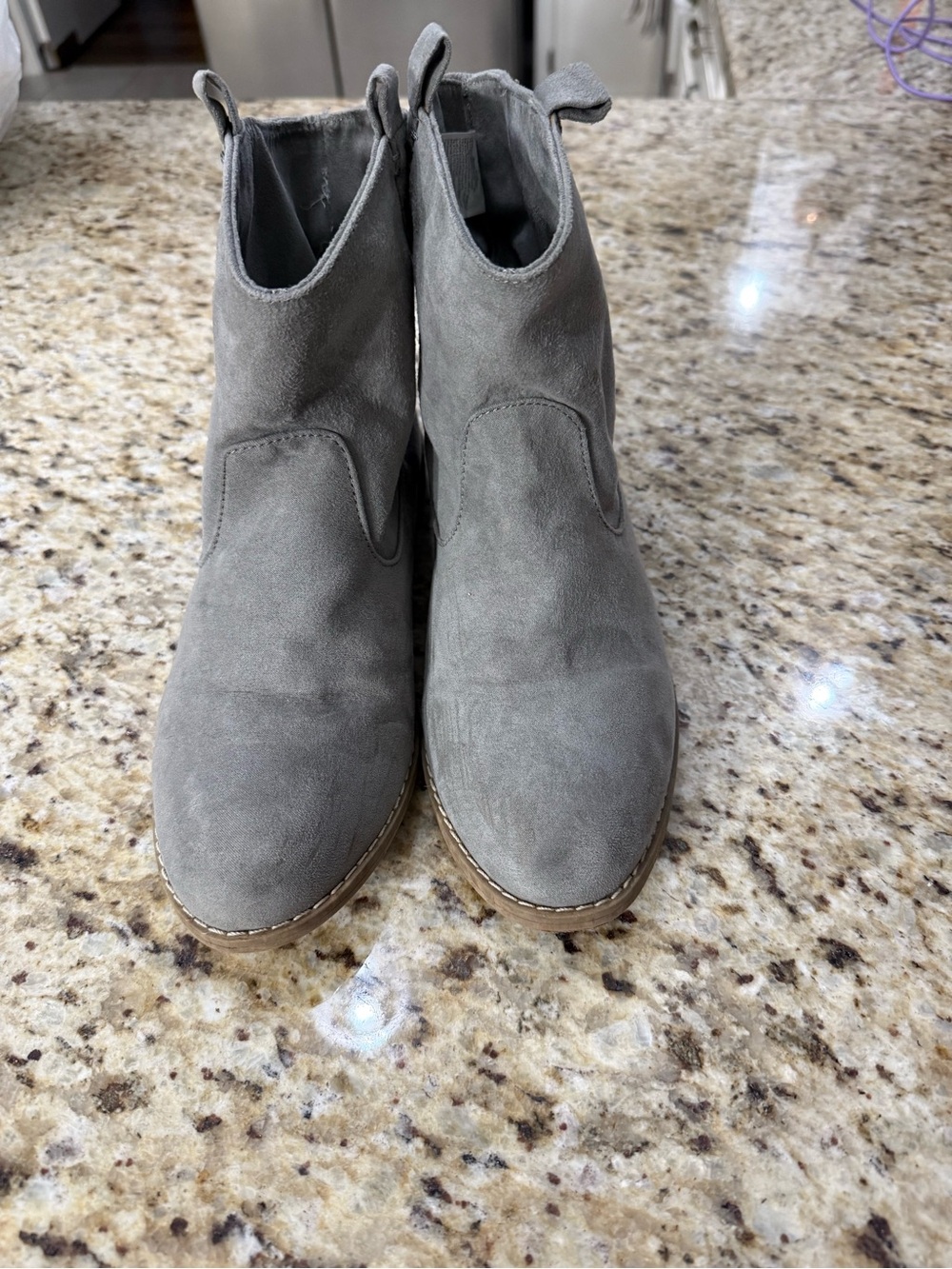 Soft Gray Booties Ankle Boots 9